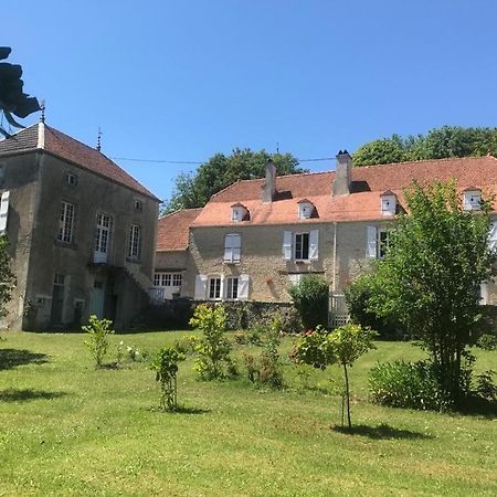 לינה וארוחת בוקר Chassigny Chez Zoiseau Et Zoiseautte מראה חיצוני תמונה