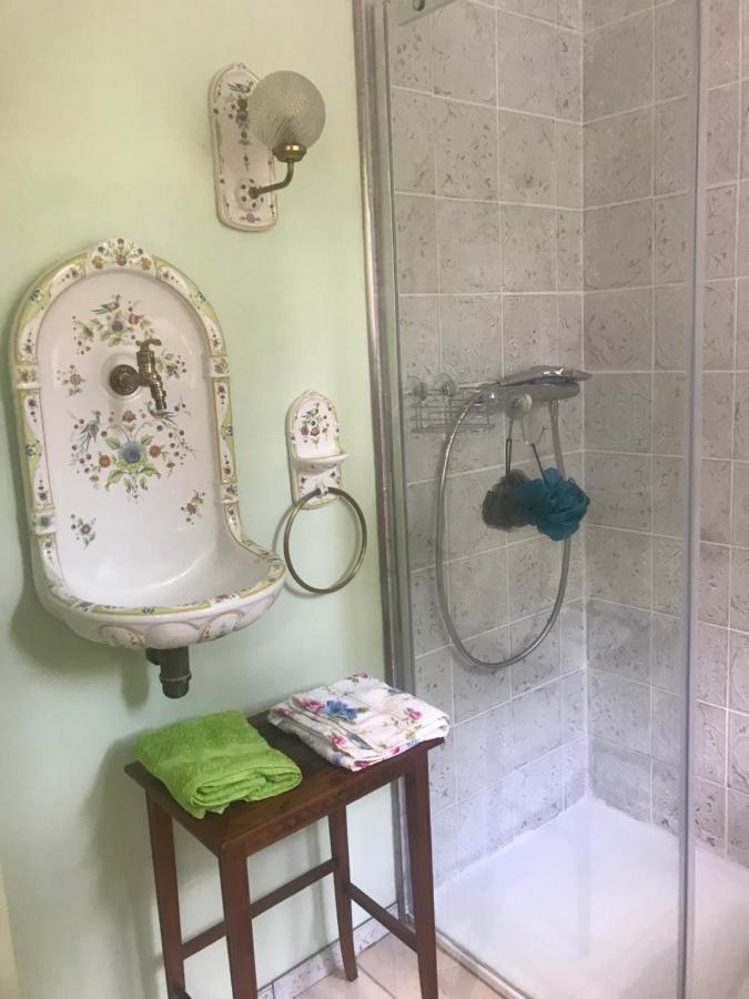 לינה וארוחת בוקר Chassigny Chez Zoiseau Et Zoiseautte מראה חיצוני תמונה